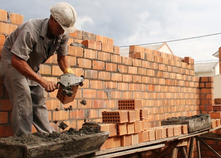 A medida é destinada a proprietários que realizaram construções, ampliações ou demolições de imóveis e ainda não regularizaram a situação. Fotoi - Reprodução/Divulgação