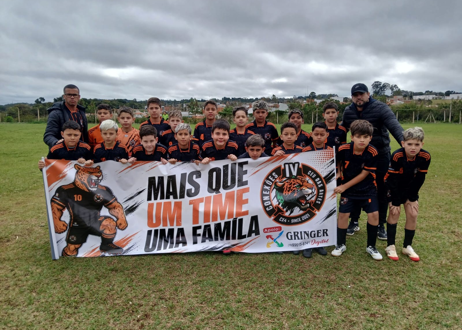Conexões/PJ4 se consagra campeão da 1ª Copa de Futebol de Campo “Nossa Senhora dos Prazeres”. Foto - Reprodução/Divulgação