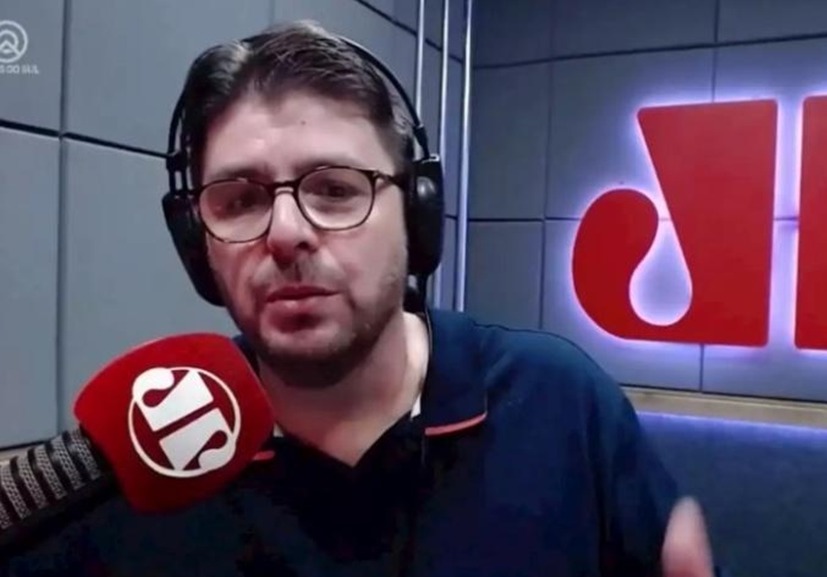 A ação foi movida pela emissora após Milton admitir, durante uma transmissão ao vivo, ter ajudado a financiar atos golpistas de 8 de janeiro. Foto - Reprodução/Internet