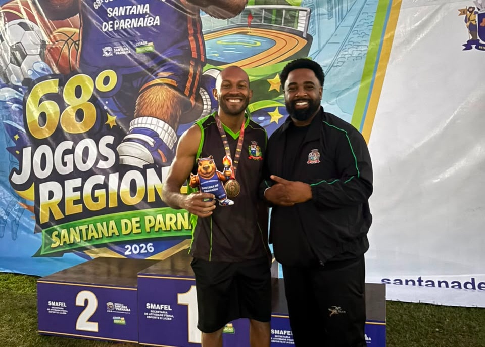 O atleta Lucas Adriano e o técnico Kellvyn Silva. Foto - Reprodução/Divulgação
